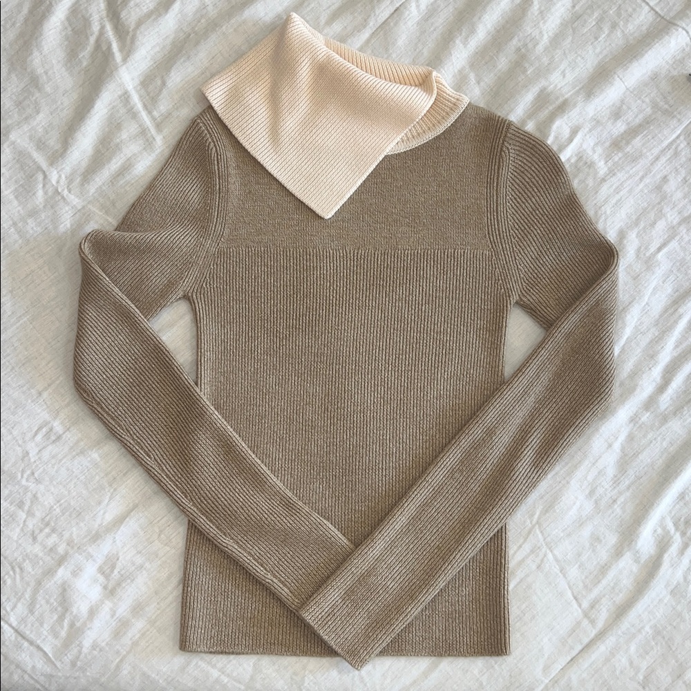See by Chloe Folder Turtleneck‎ Sweater Tan Sz XS 100% Soft Wool Quiet Luxury